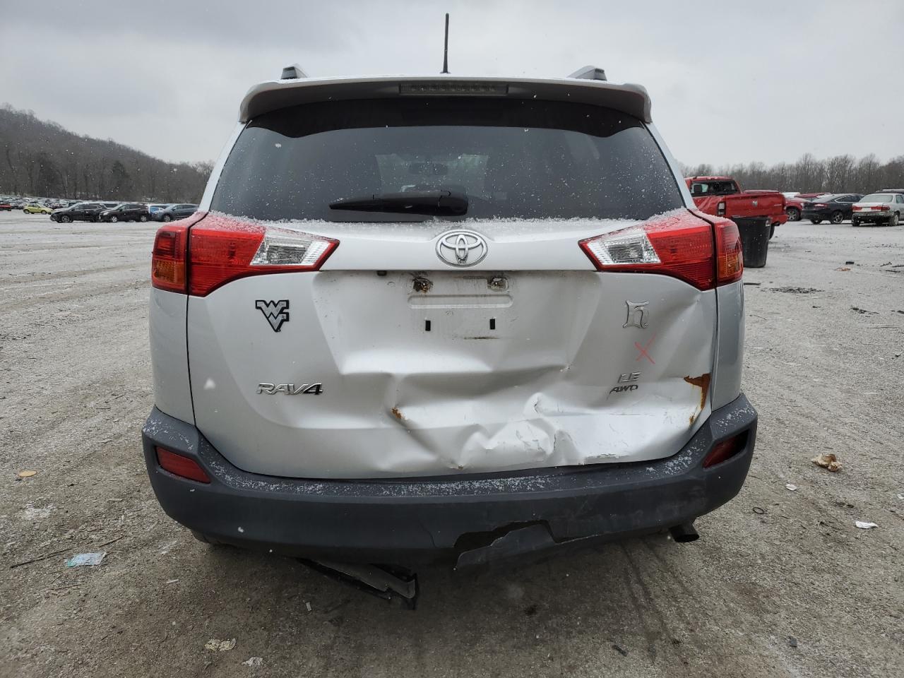 2015 Toyota RAV 4 - Image 6