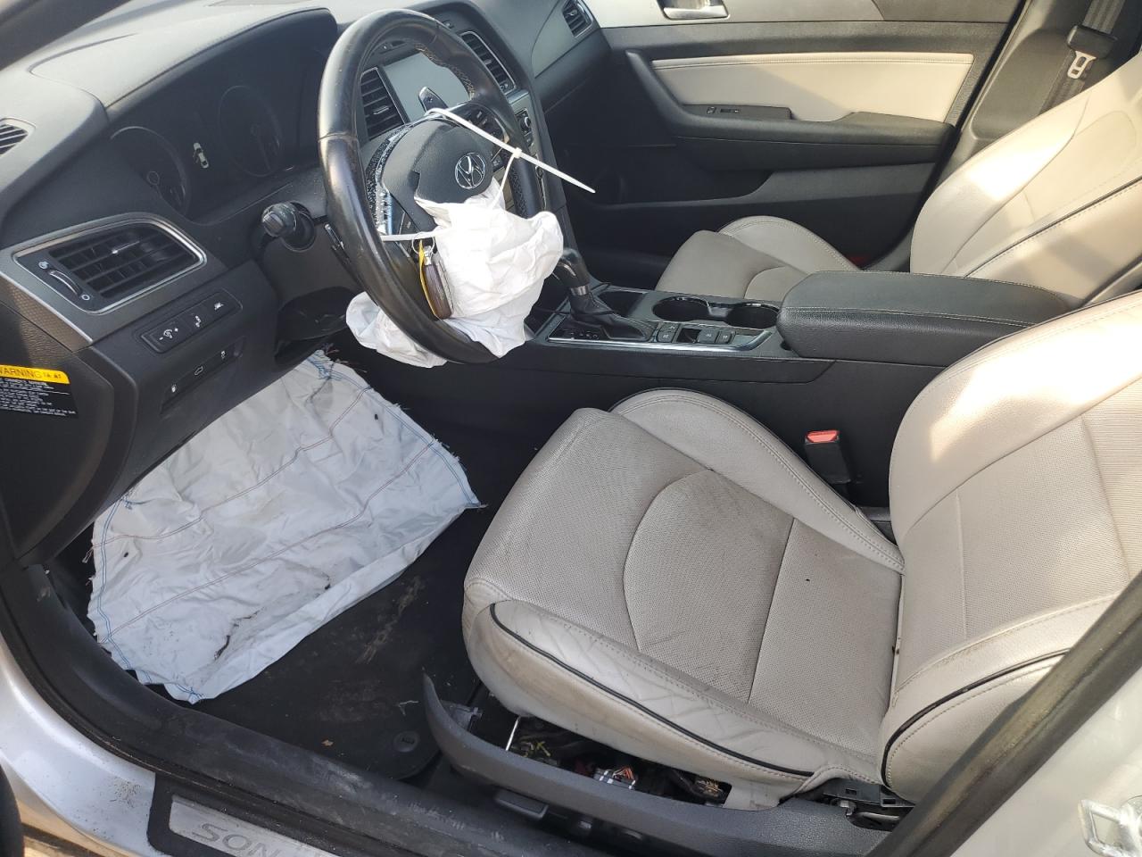 2015 Hyundai Sonata - Image 7