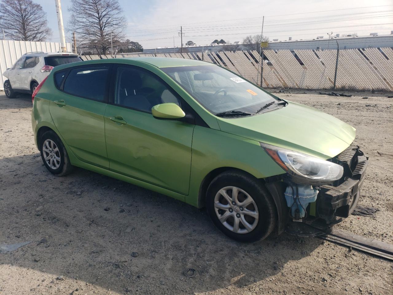 2014 Hyundai Accent - Image 4