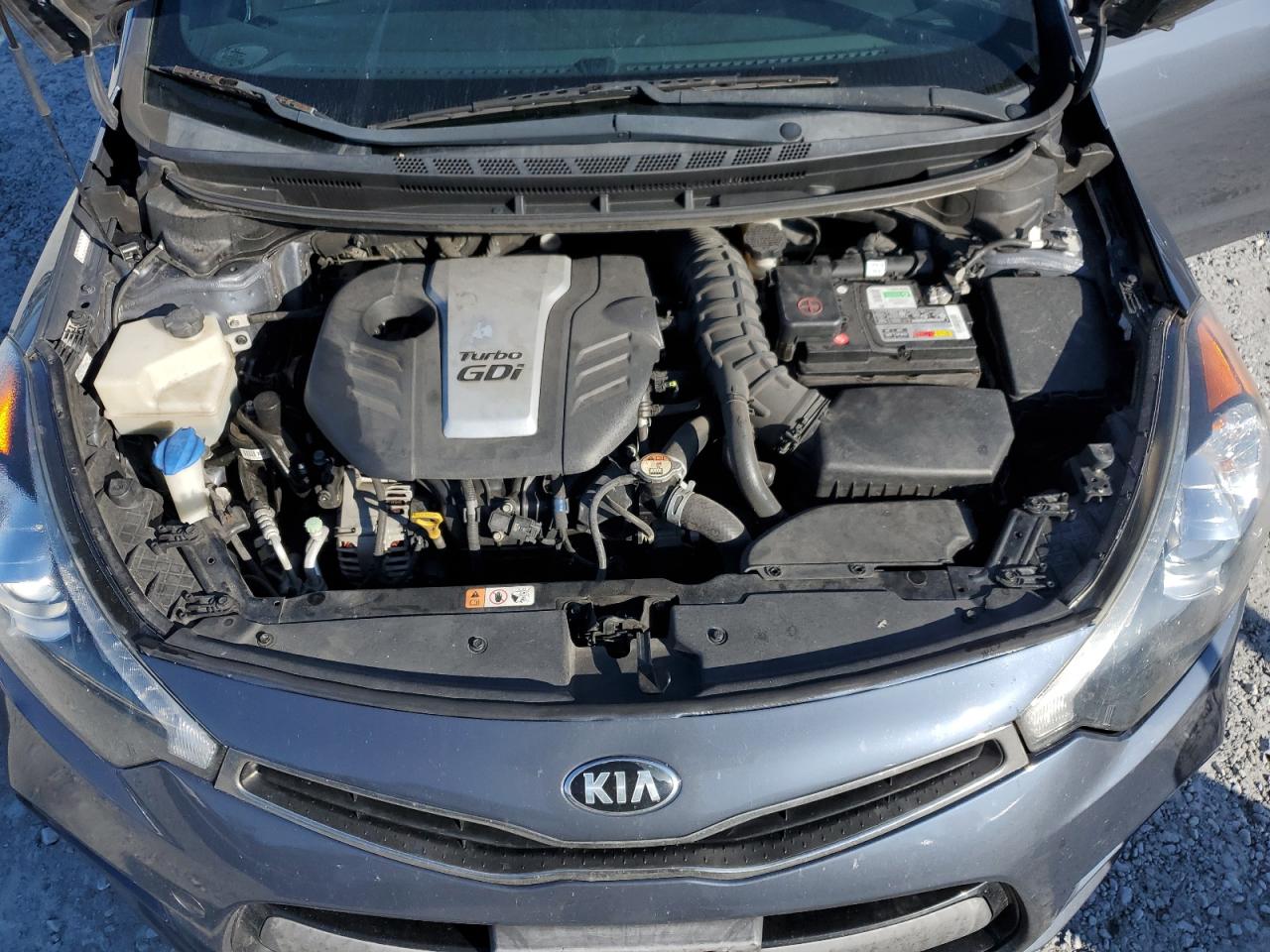 2016 Kia Forte - Image 12