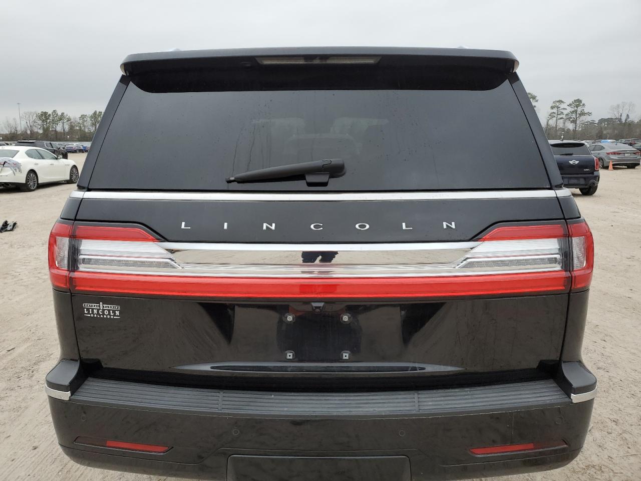 2021 Lincoln Navigator - Image 6