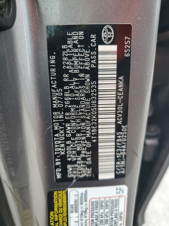 2005 Toyota Camry - Image 12