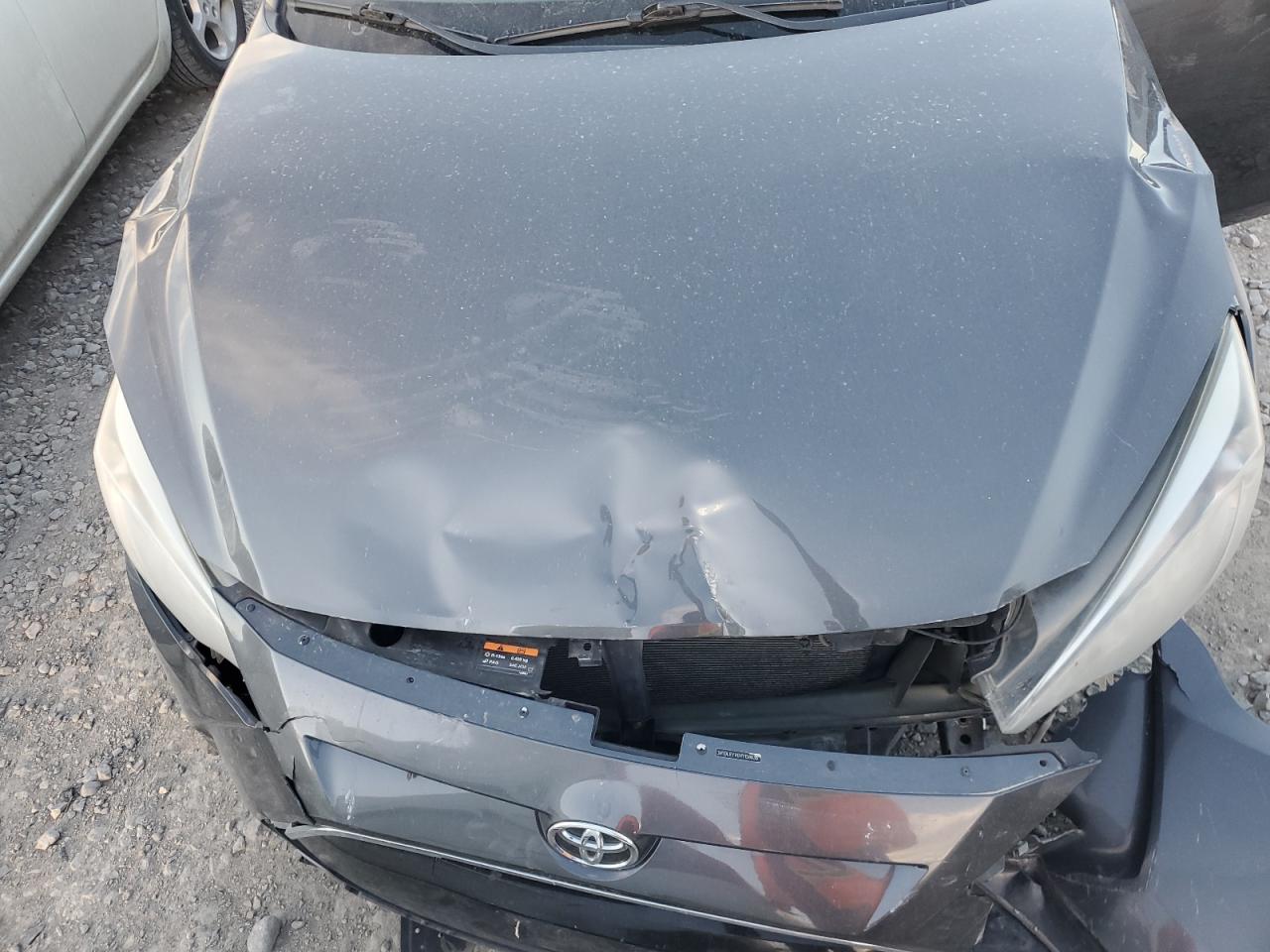 2017 Toyota Yaris - Image 13