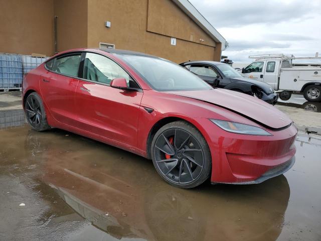  TESLA MODEL 3 2024 Красный