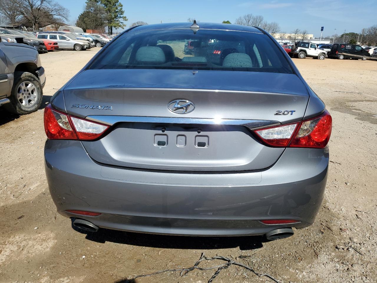 2012 Hyundai Sonata - Image 6