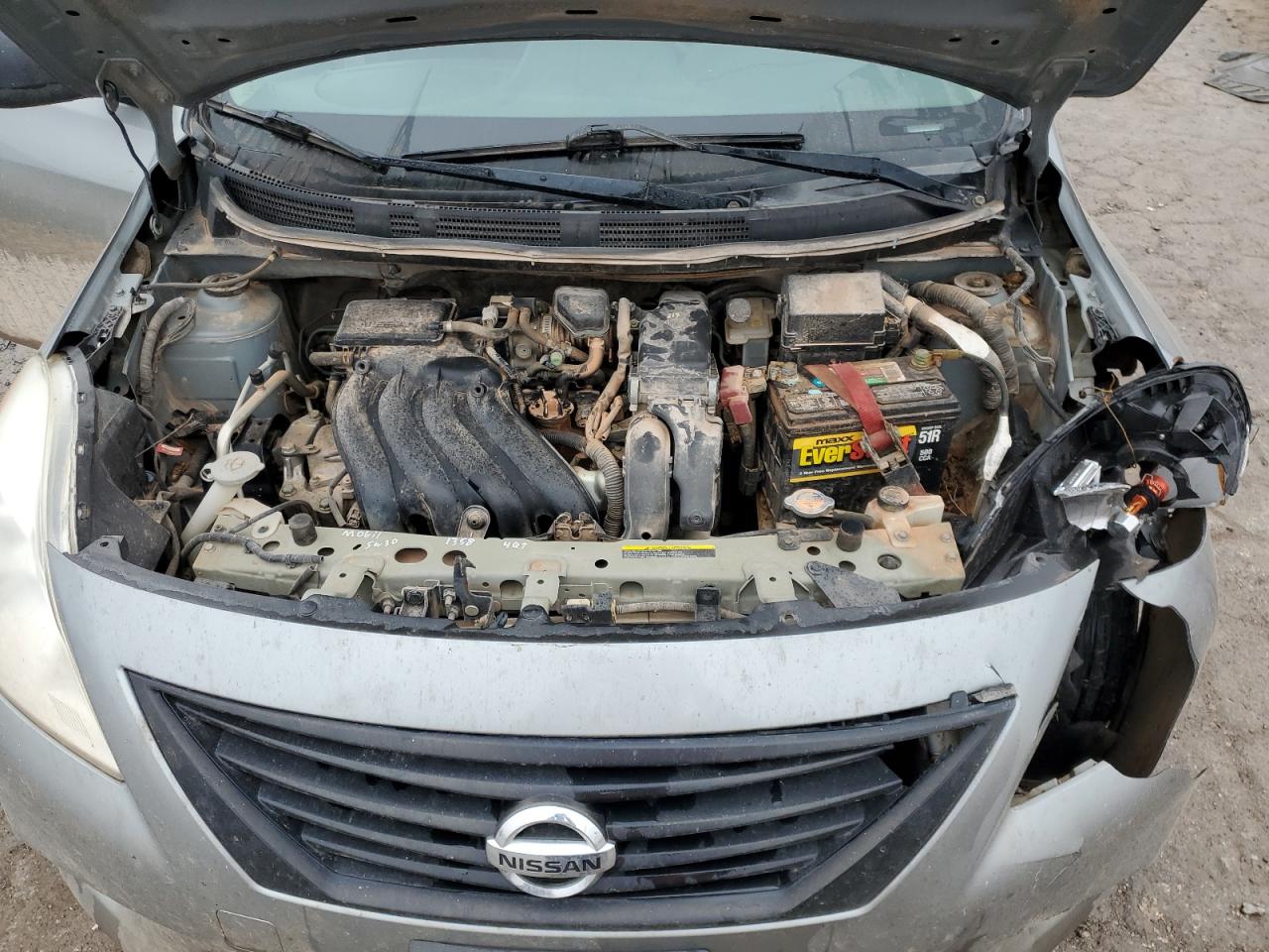 2012 Nissan Versa - Image 11