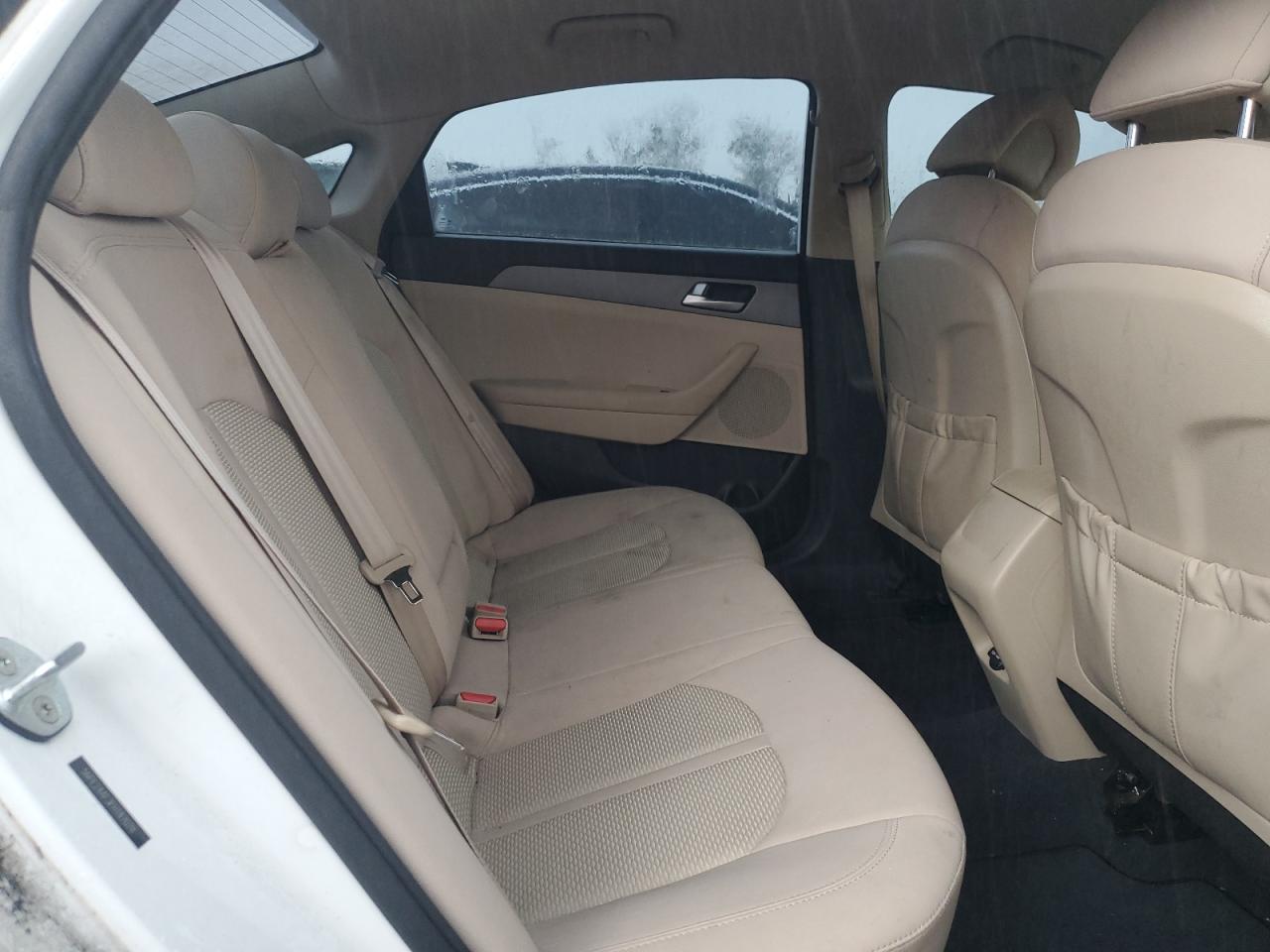 2015 Hyundai Sonata - Image 10