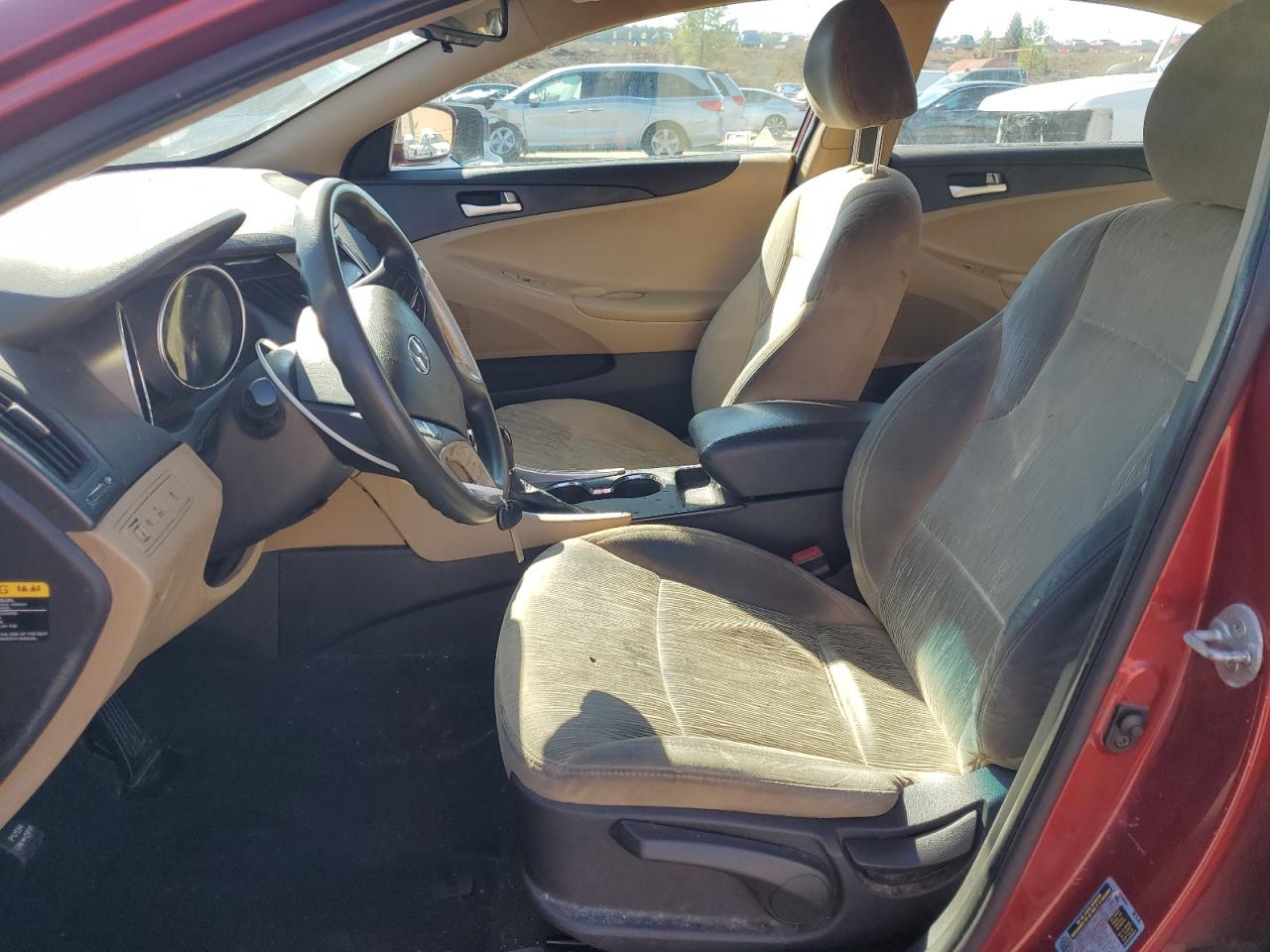 2012 Hyundai Sonata - Image 7