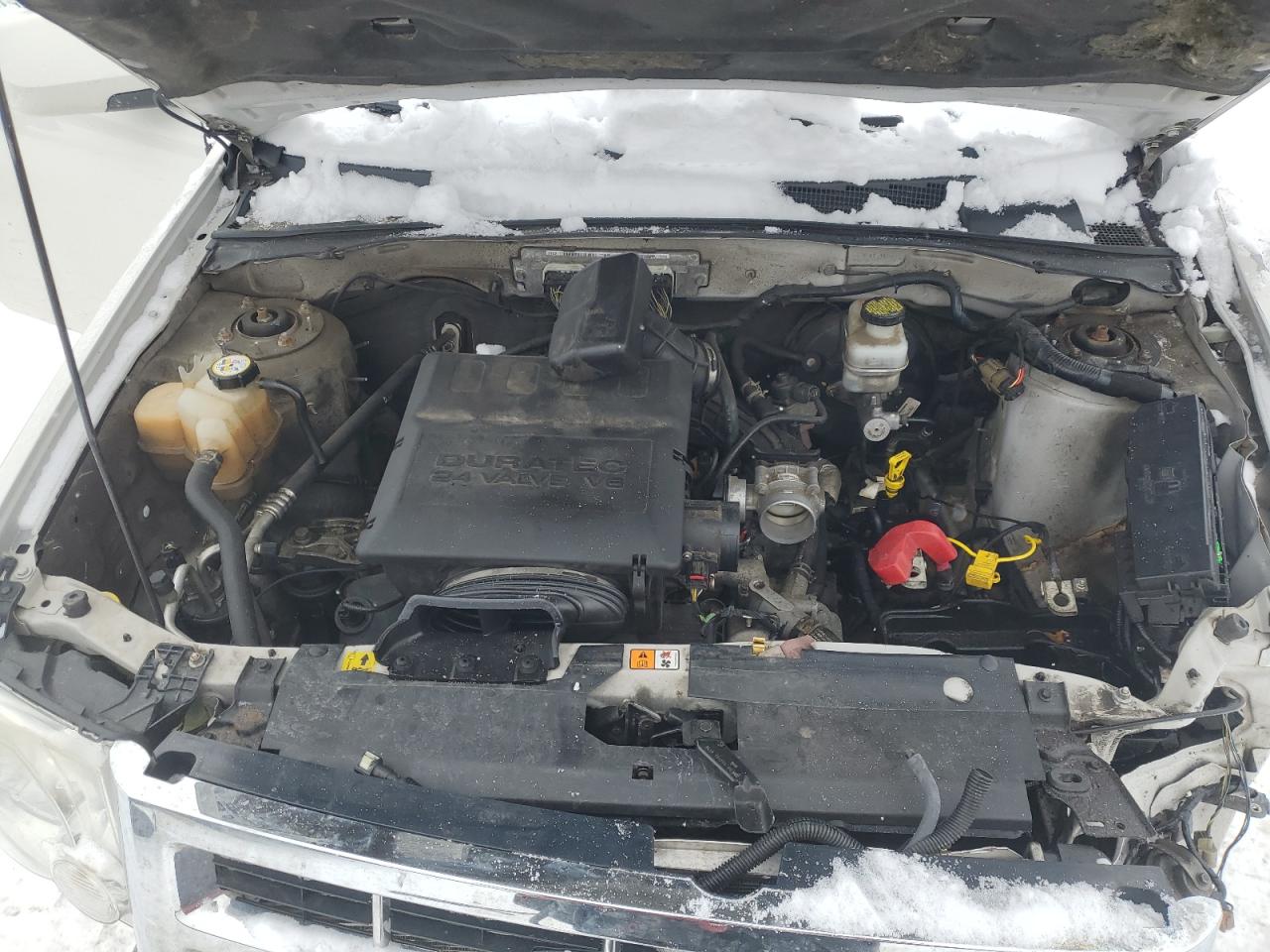 2011 Ford Escape - Image 13