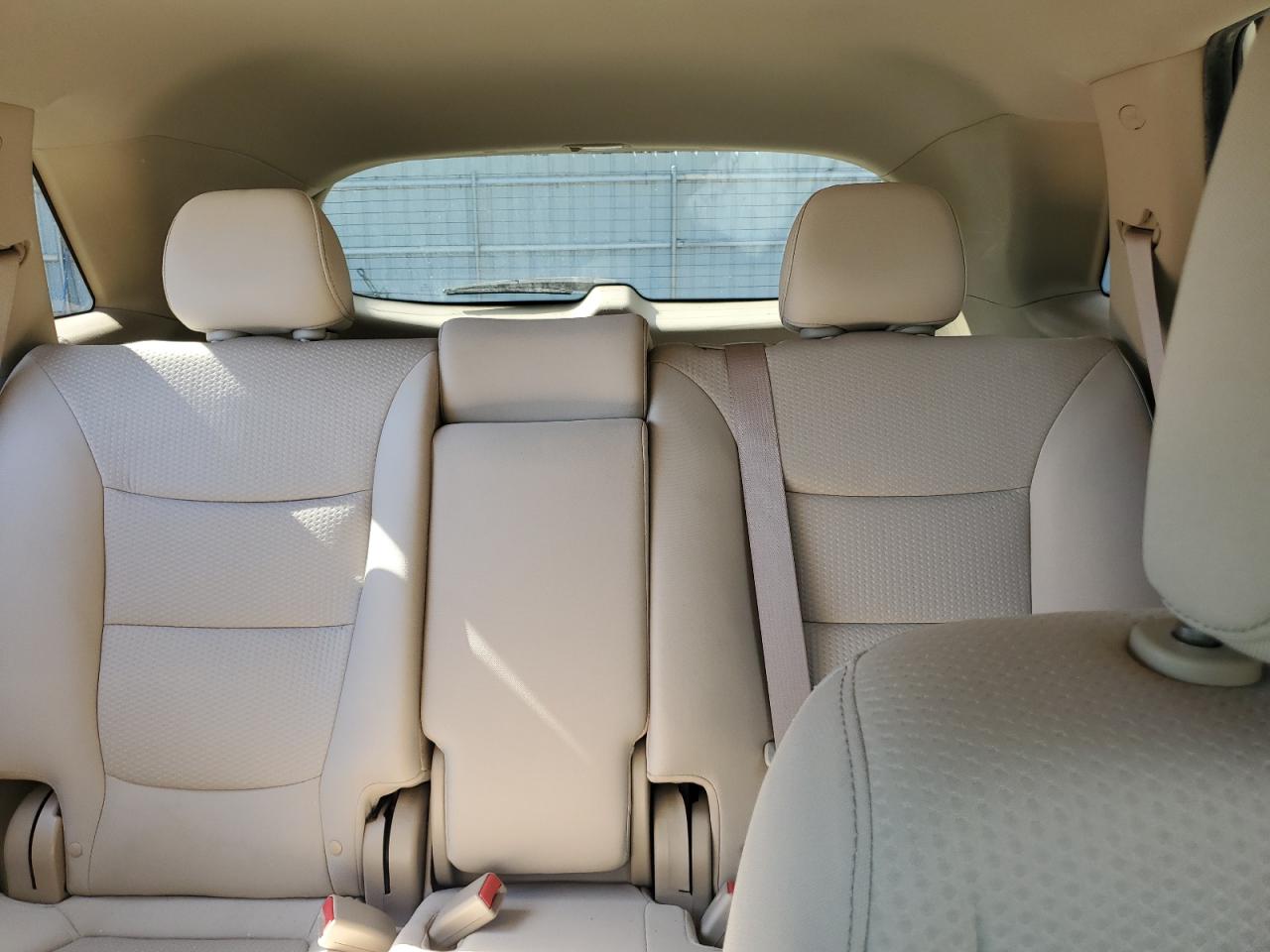 2013 Kia Sorento - Image 10