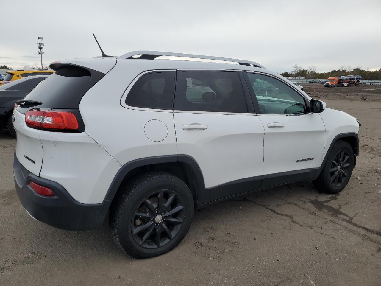 2015 Jeep Grand Cherokee - Image 3