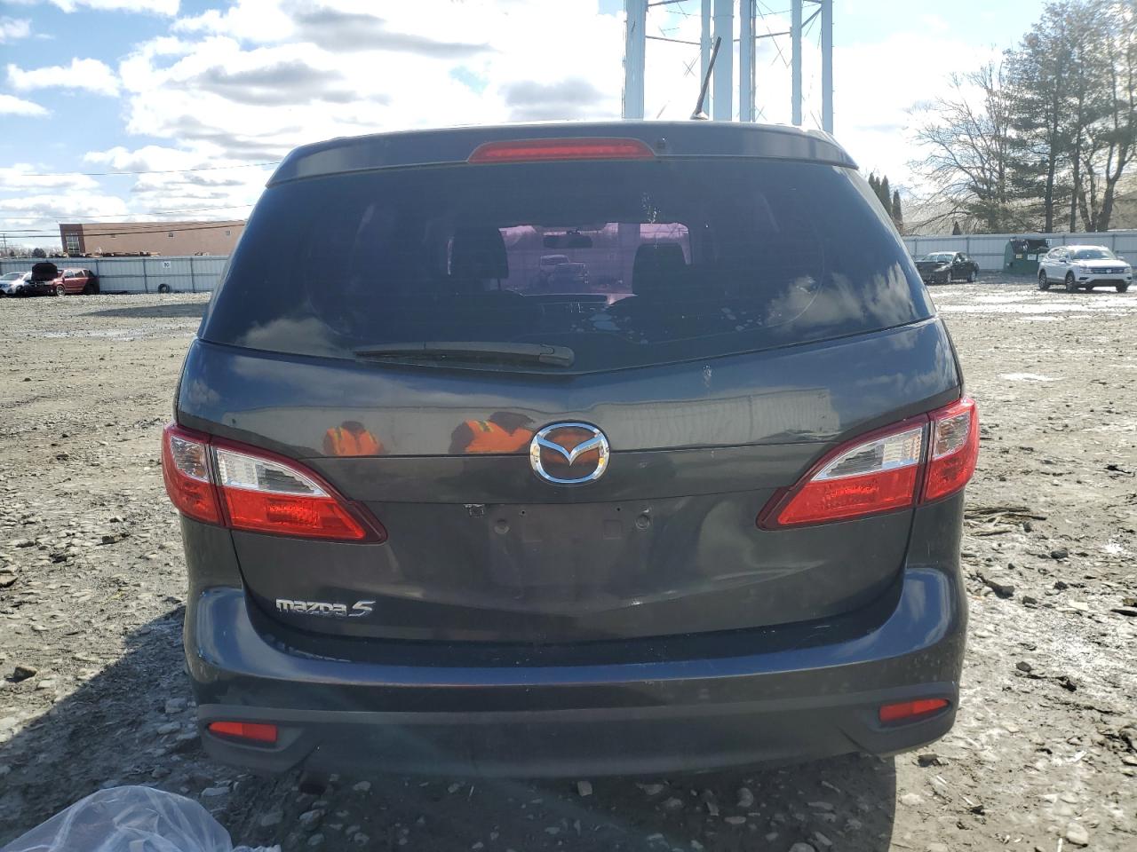 2013 Mazda 5 - Image 6
