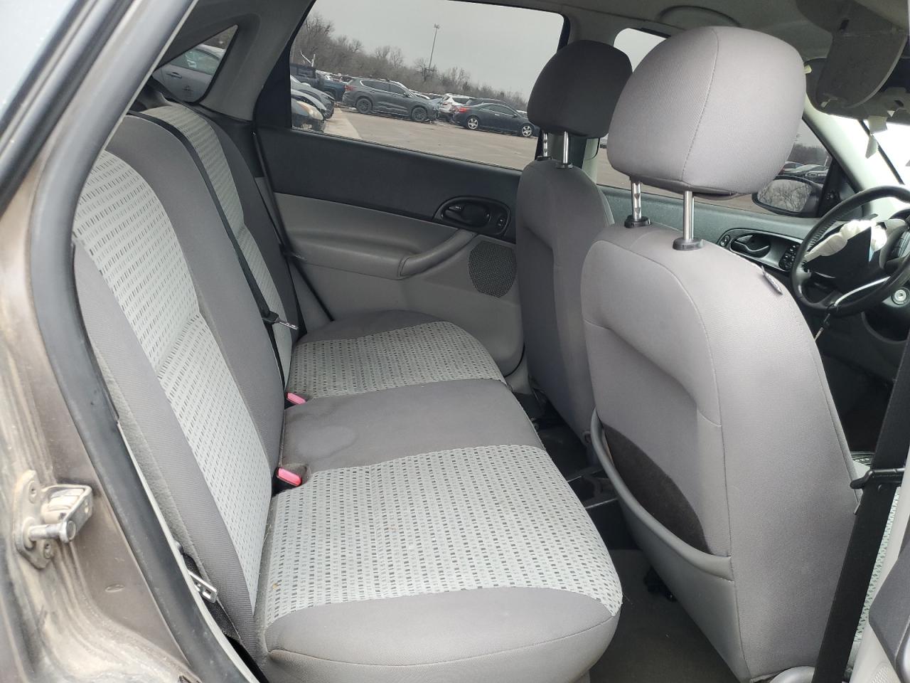 2007 Ford Focus - Image 11