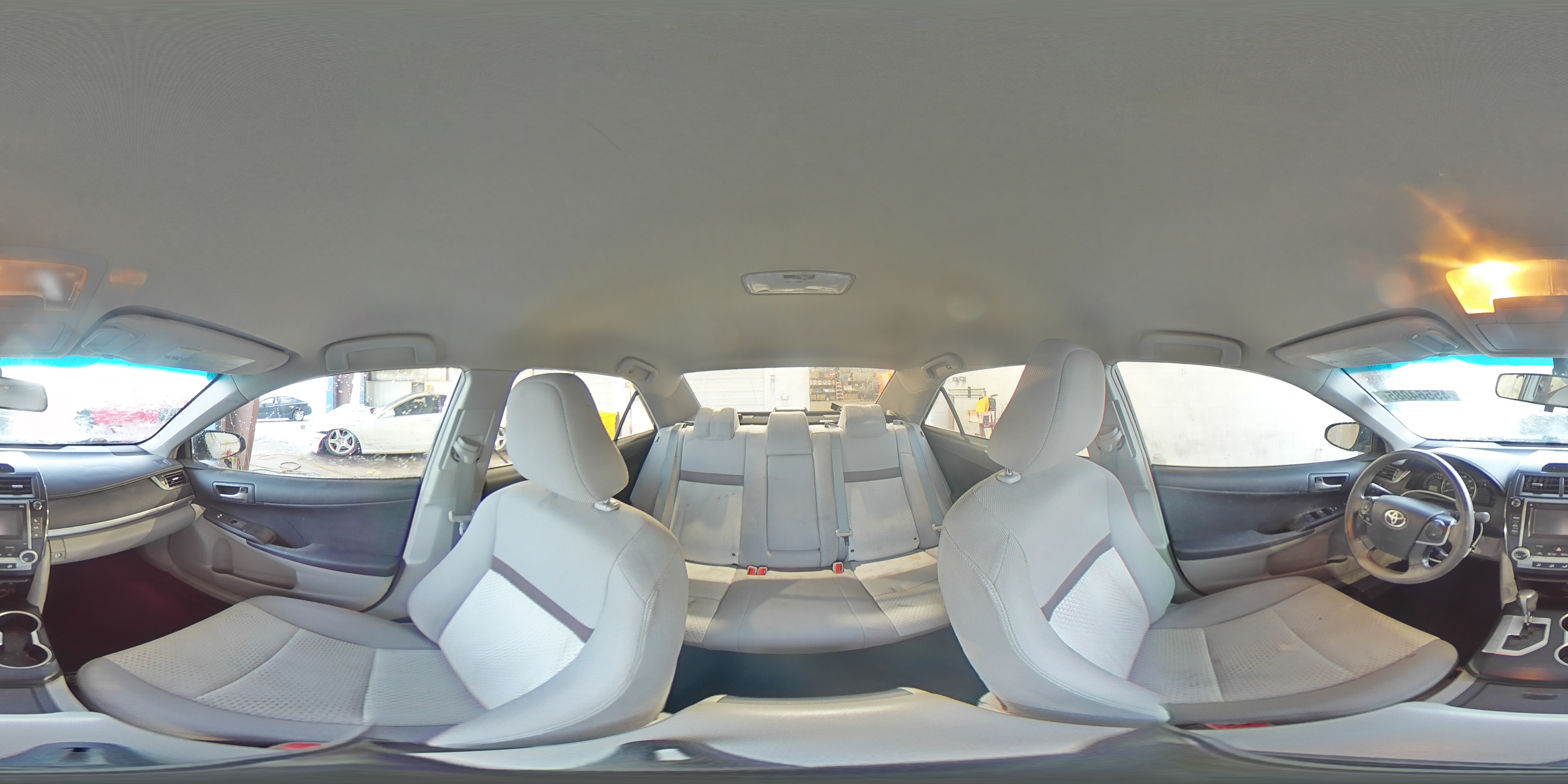 2012 Toyota Camry - Image 14