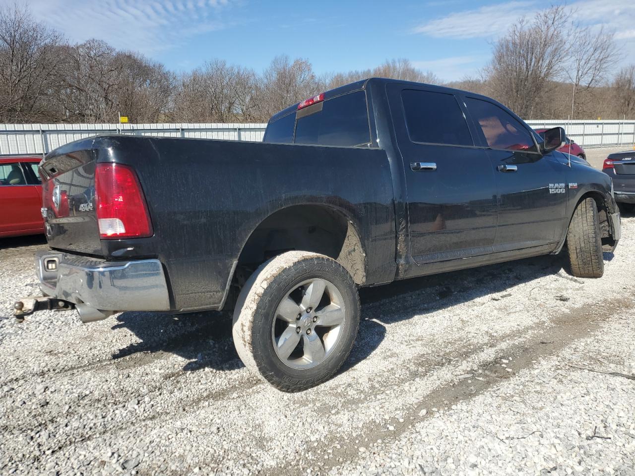 2016 RAM 1500 - Image 3