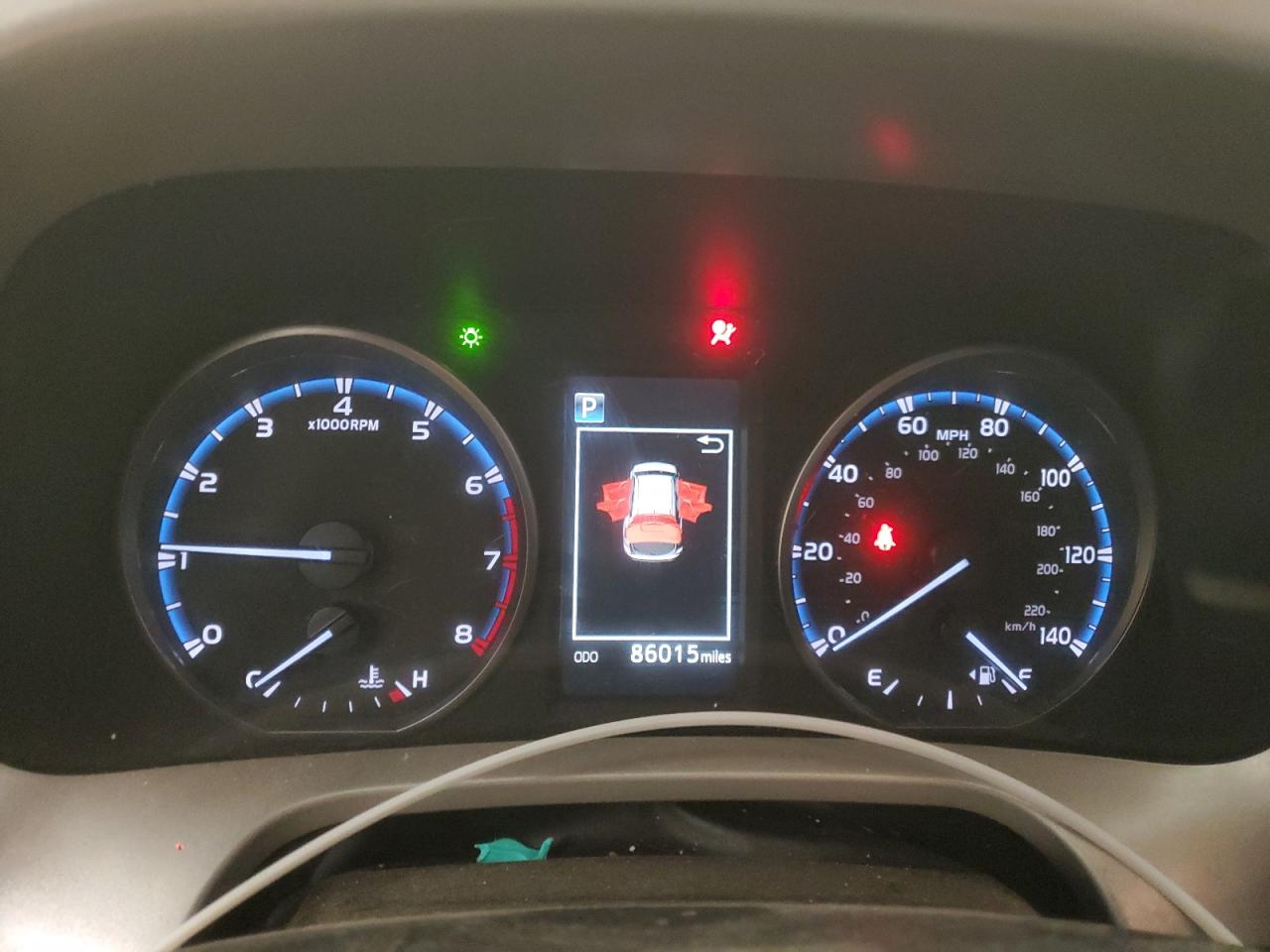 2018 Toyota RAV 4 - Image 9