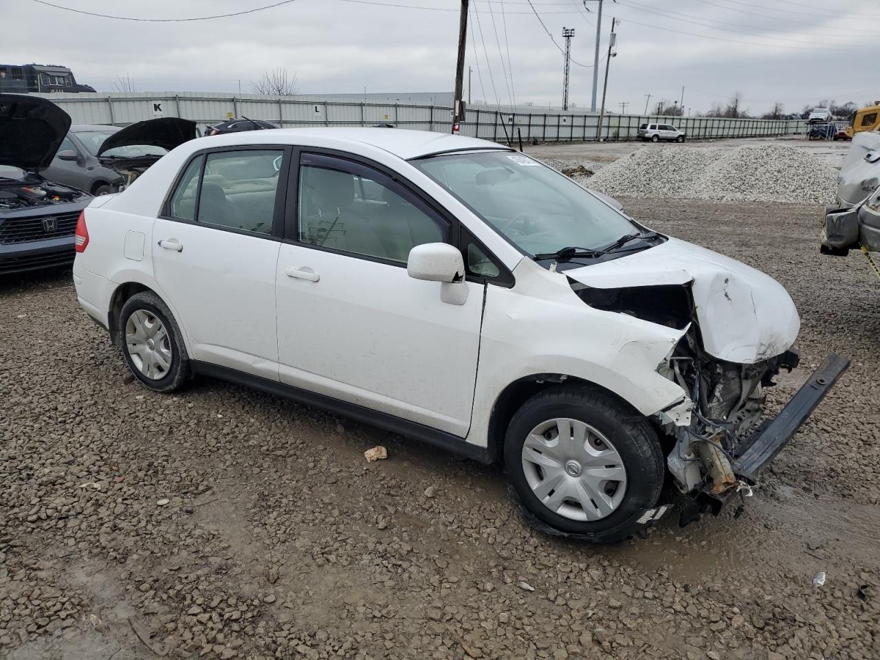 2010 Nissan Versa - Image 4
