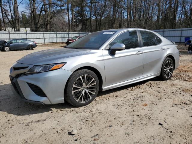  TOYOTA CAMRY 2020 Серебристый