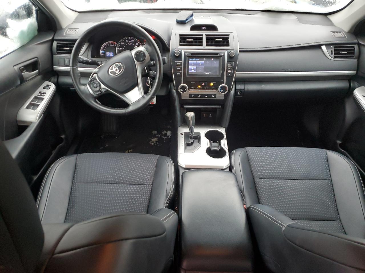 2014 Toyota Camry - Image 8