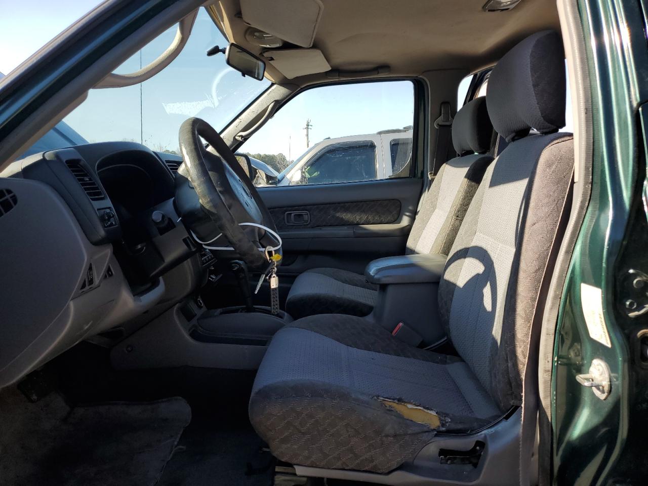 2001 Nissan XTerra - Image 7