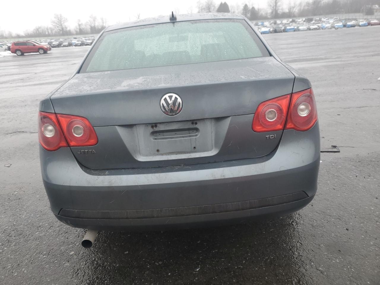 2006 Volkswagen Jetta - Image 6