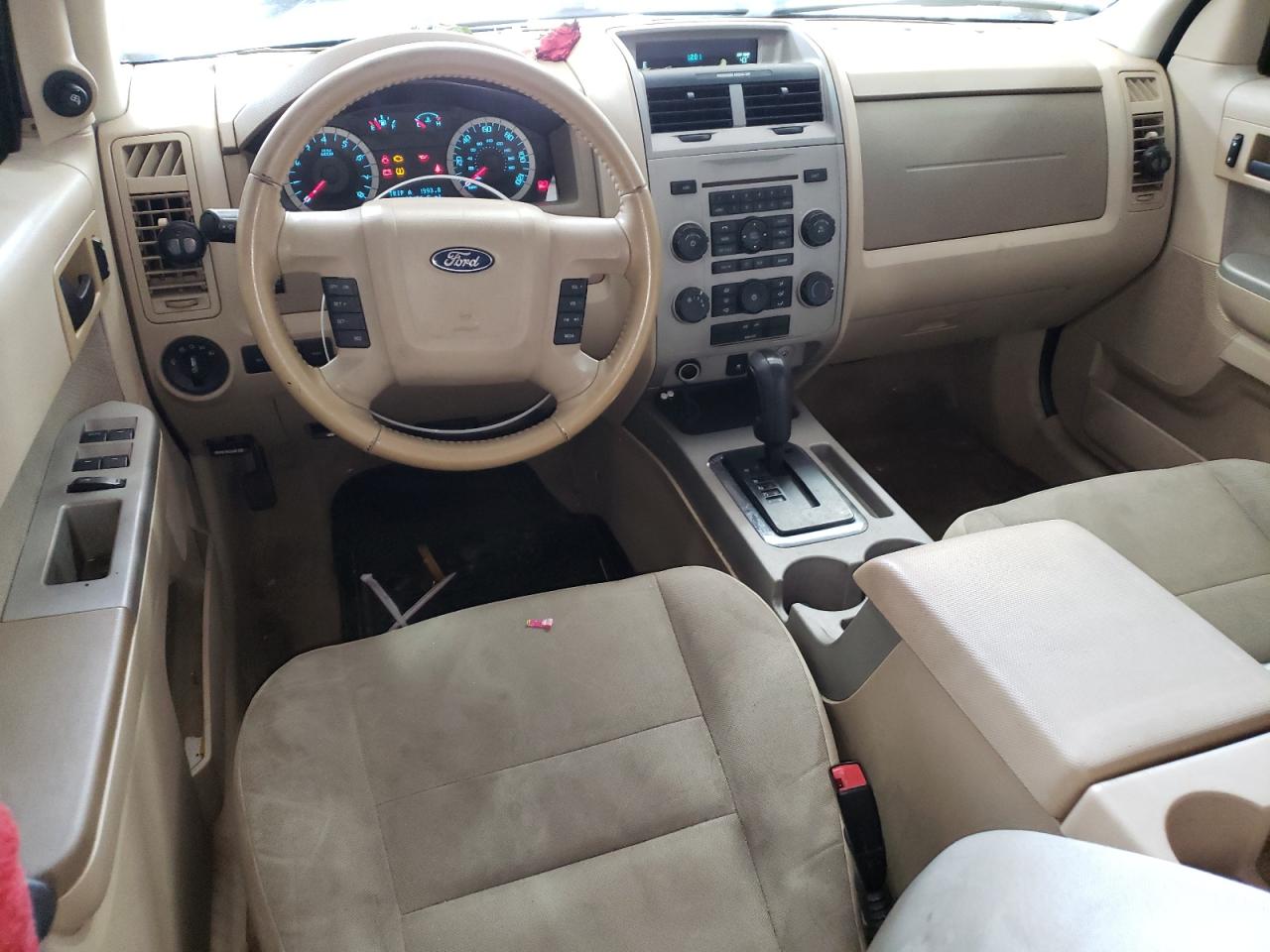 2010 Ford Escape - Image 8