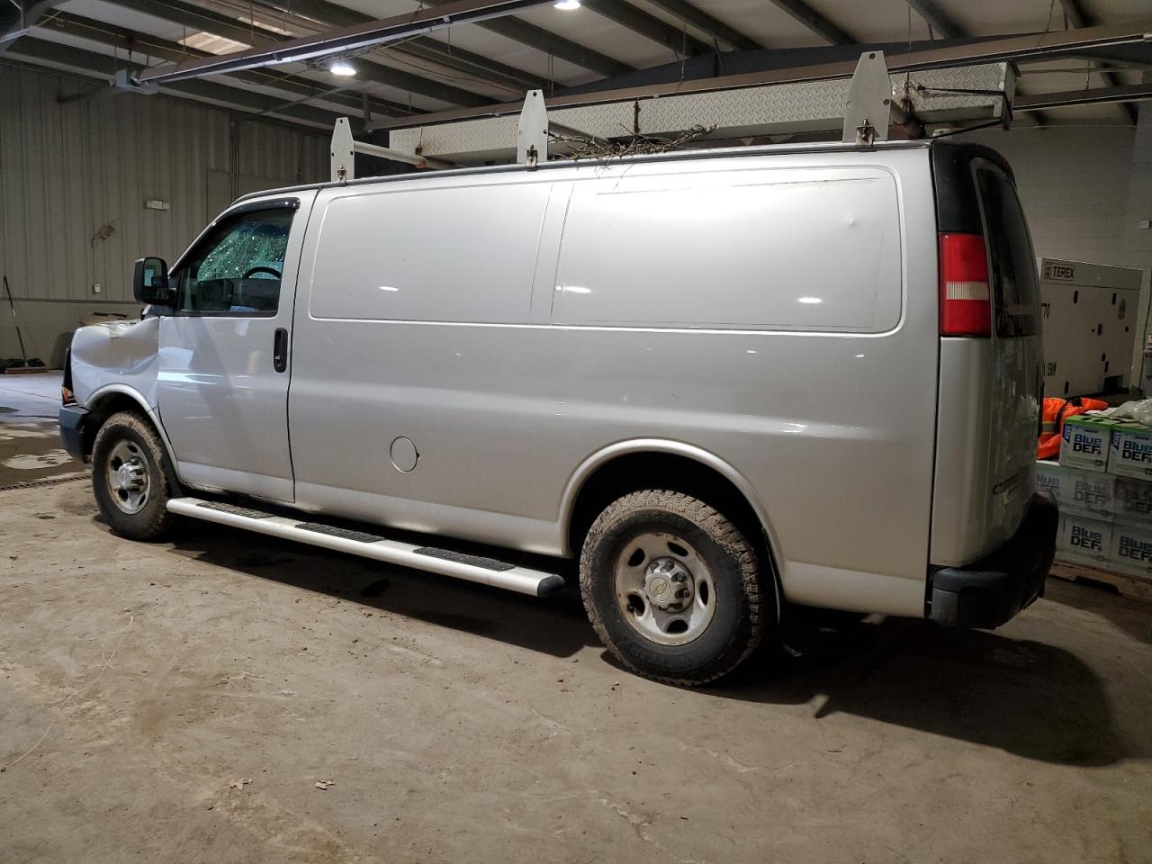 2012 Chevrolet Express - Image 2