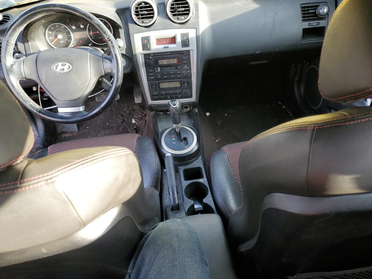 2006 Hyundai Tiburon - Image 8