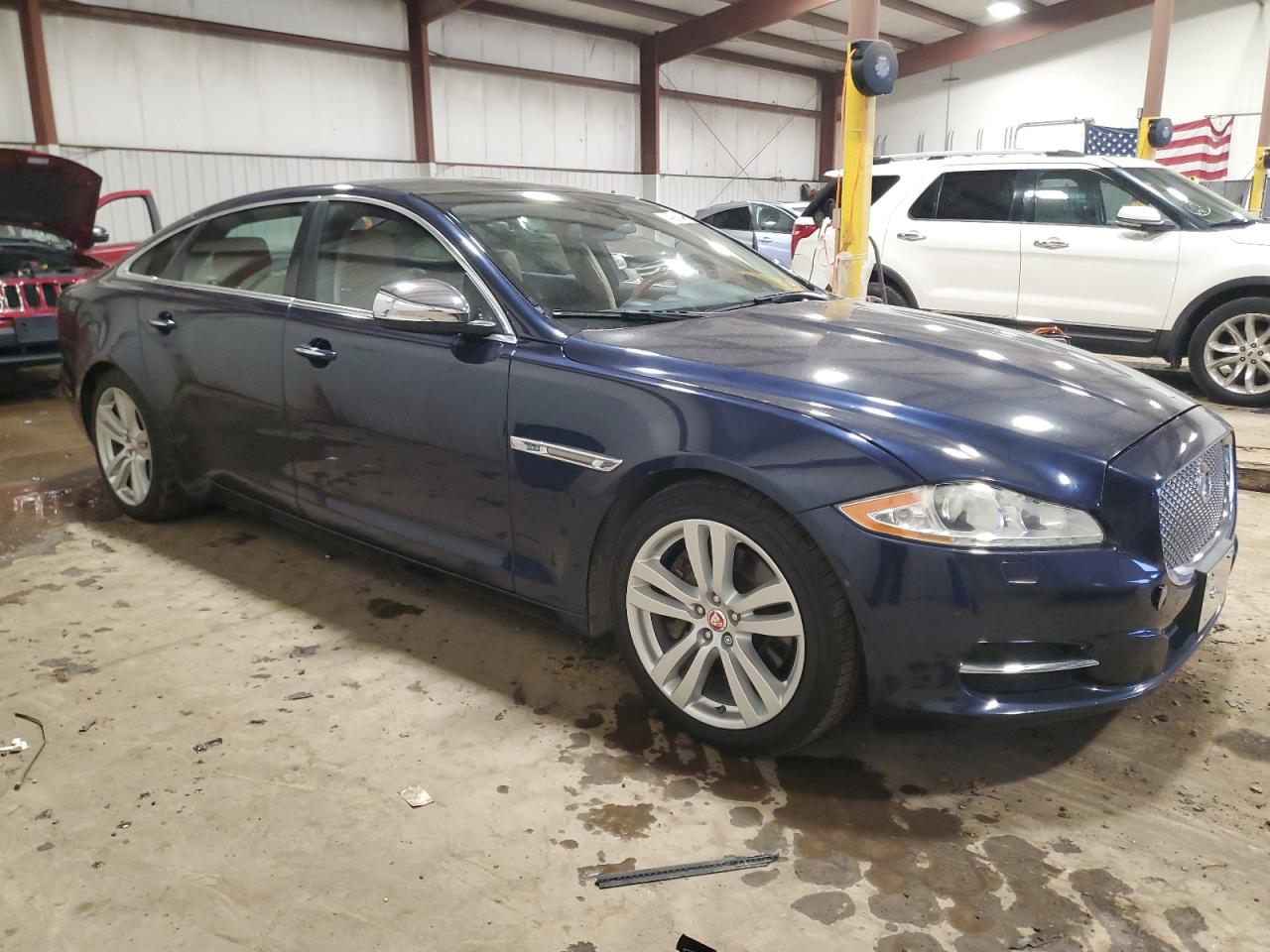 2014 Jaguar XJ - Image 4