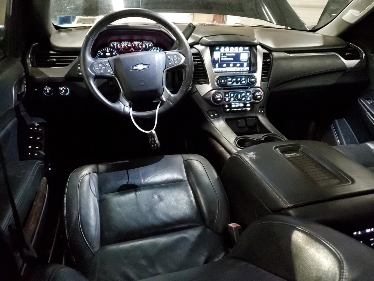 2015 Chevrolet Suburban - Image 8