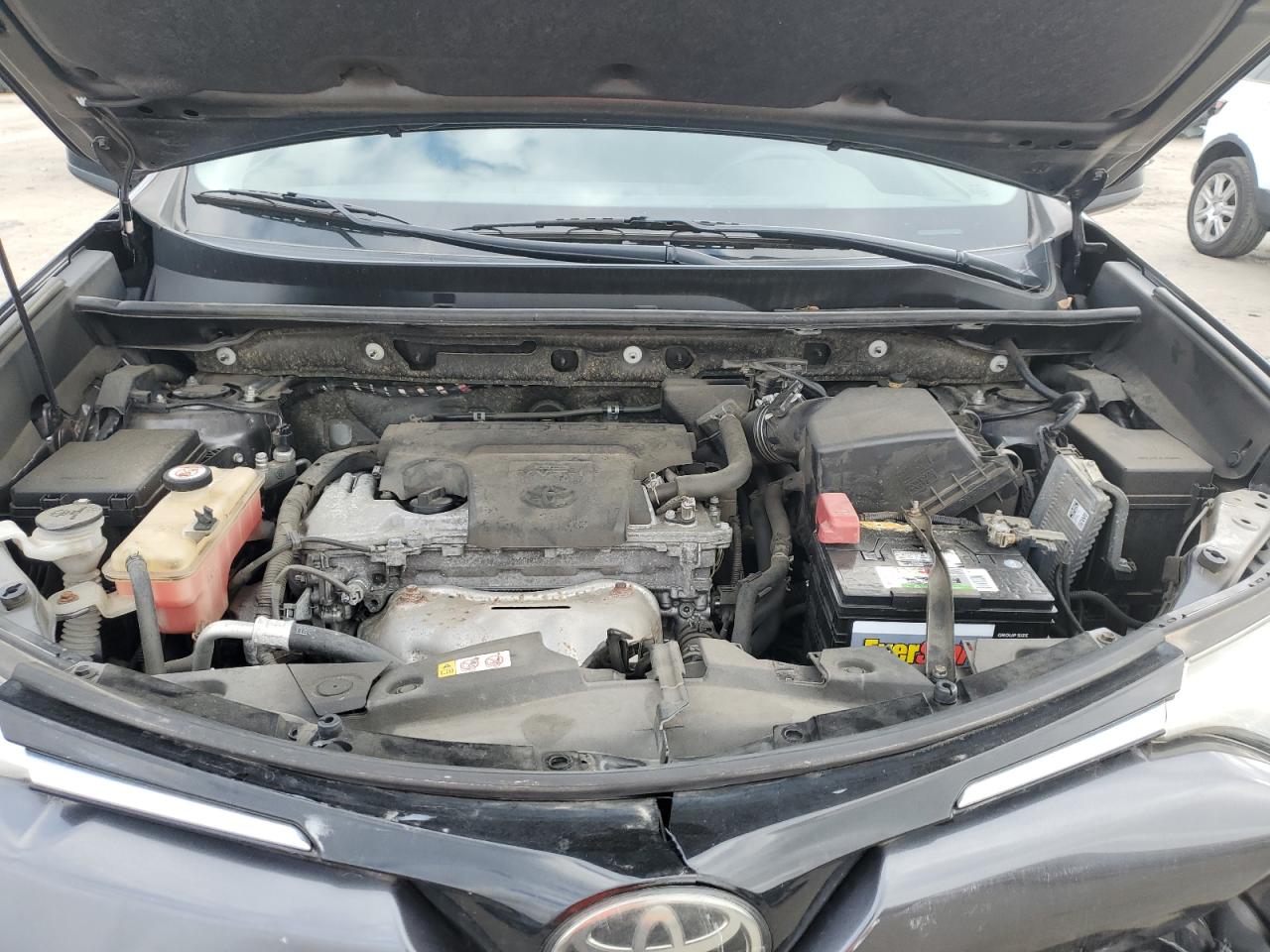 2018 Toyota RAV 4 - Image 12