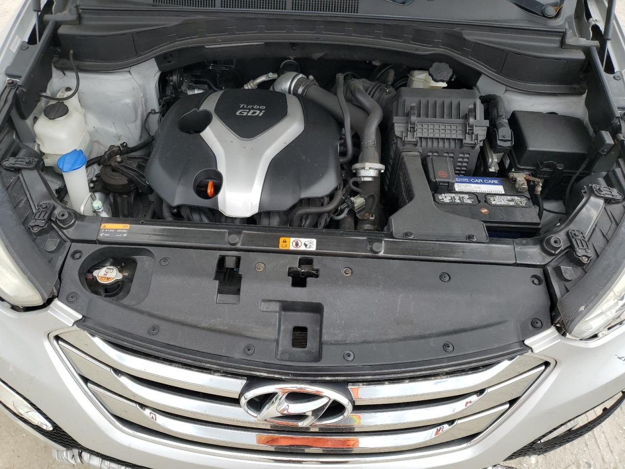 2014 Hyundai Santa Fe - Image 13