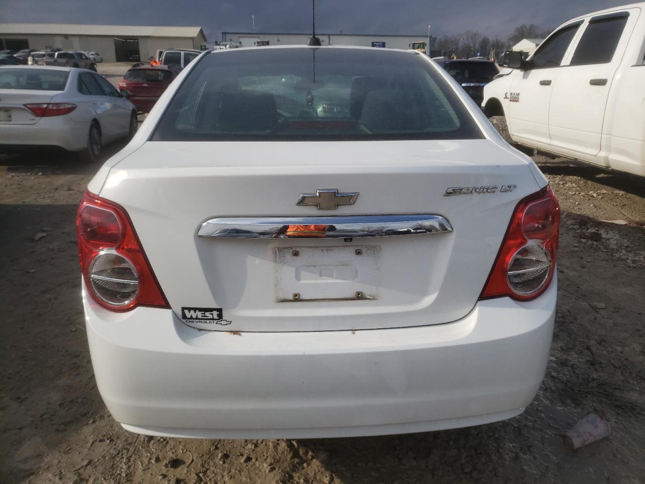 2016 Chevrolet Sonic - Image 6