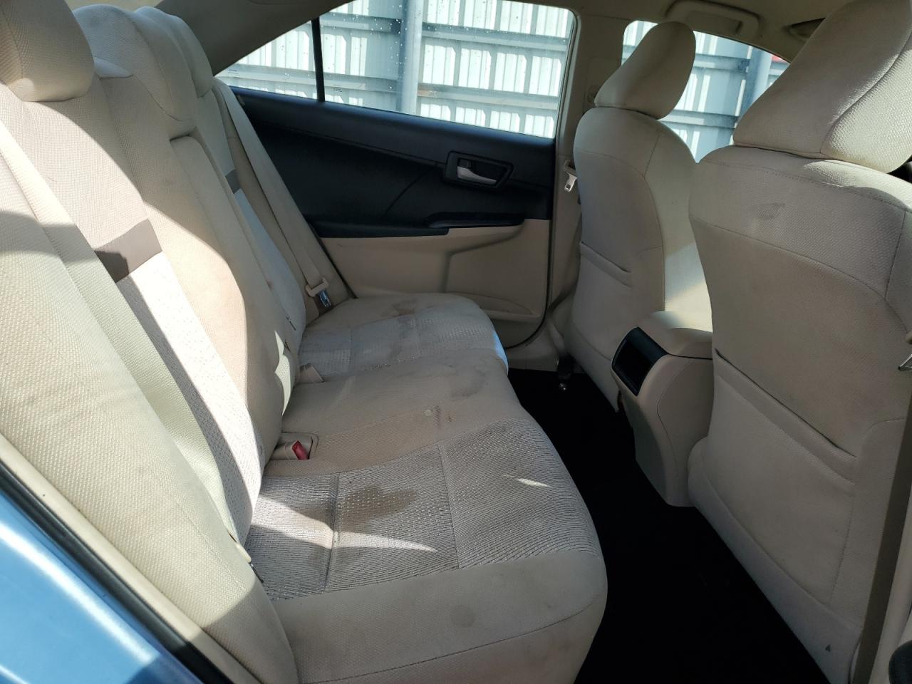 2012 Toyota Camry - Image 11