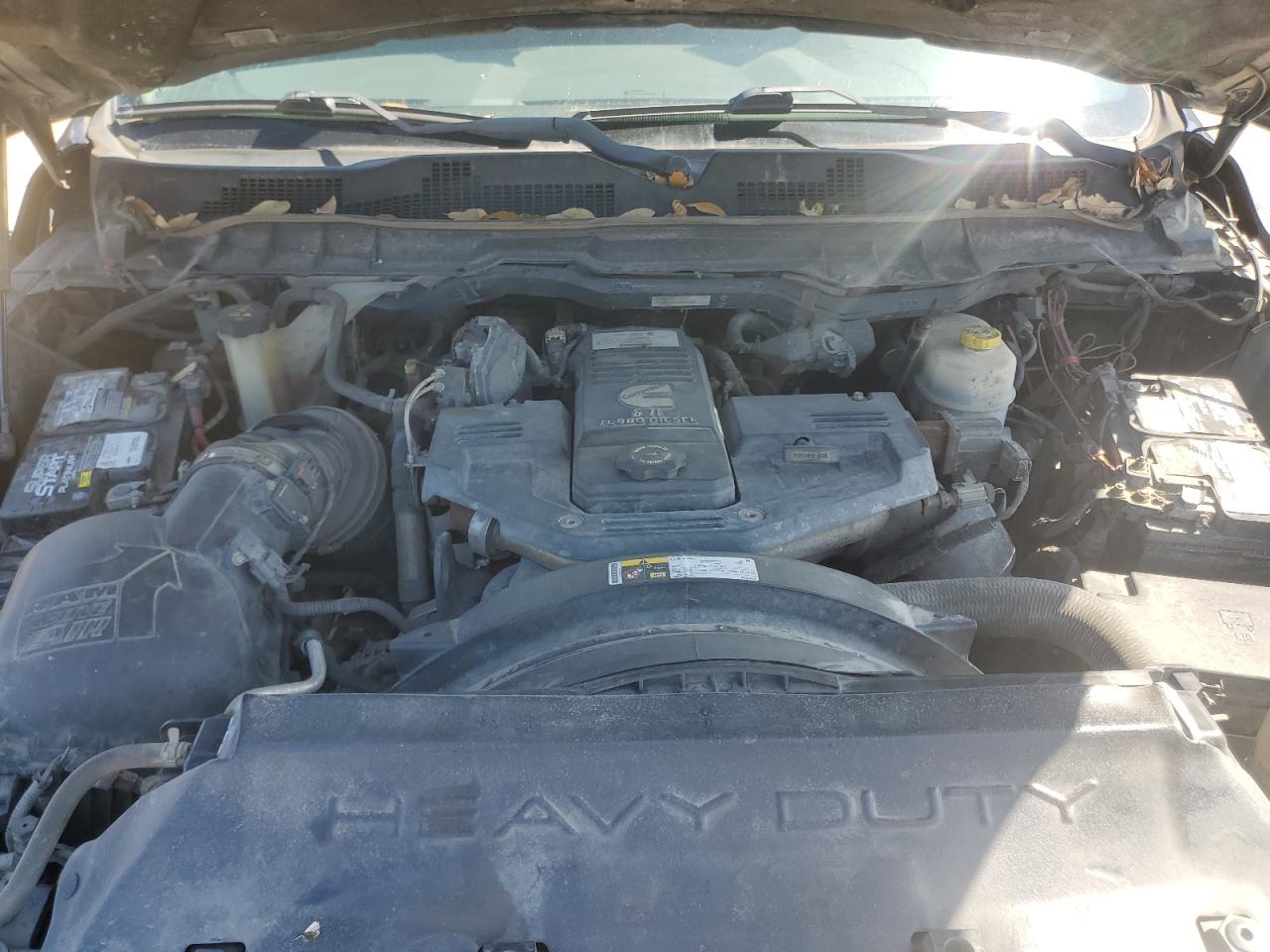 2018 RAM 3500 - Image 11