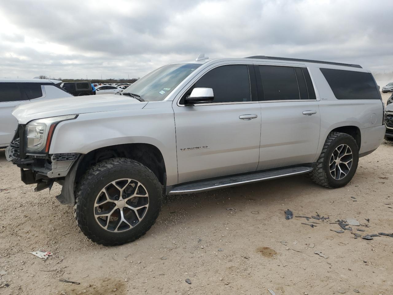 2016 GMC Yukon - Image 1