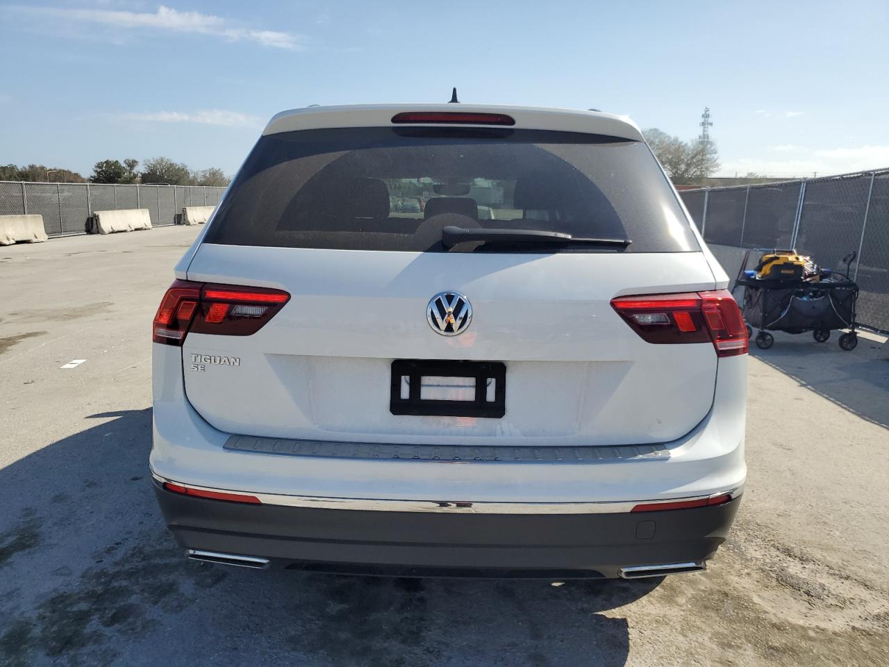 2021 Volkswagen Tiguan - Image 6