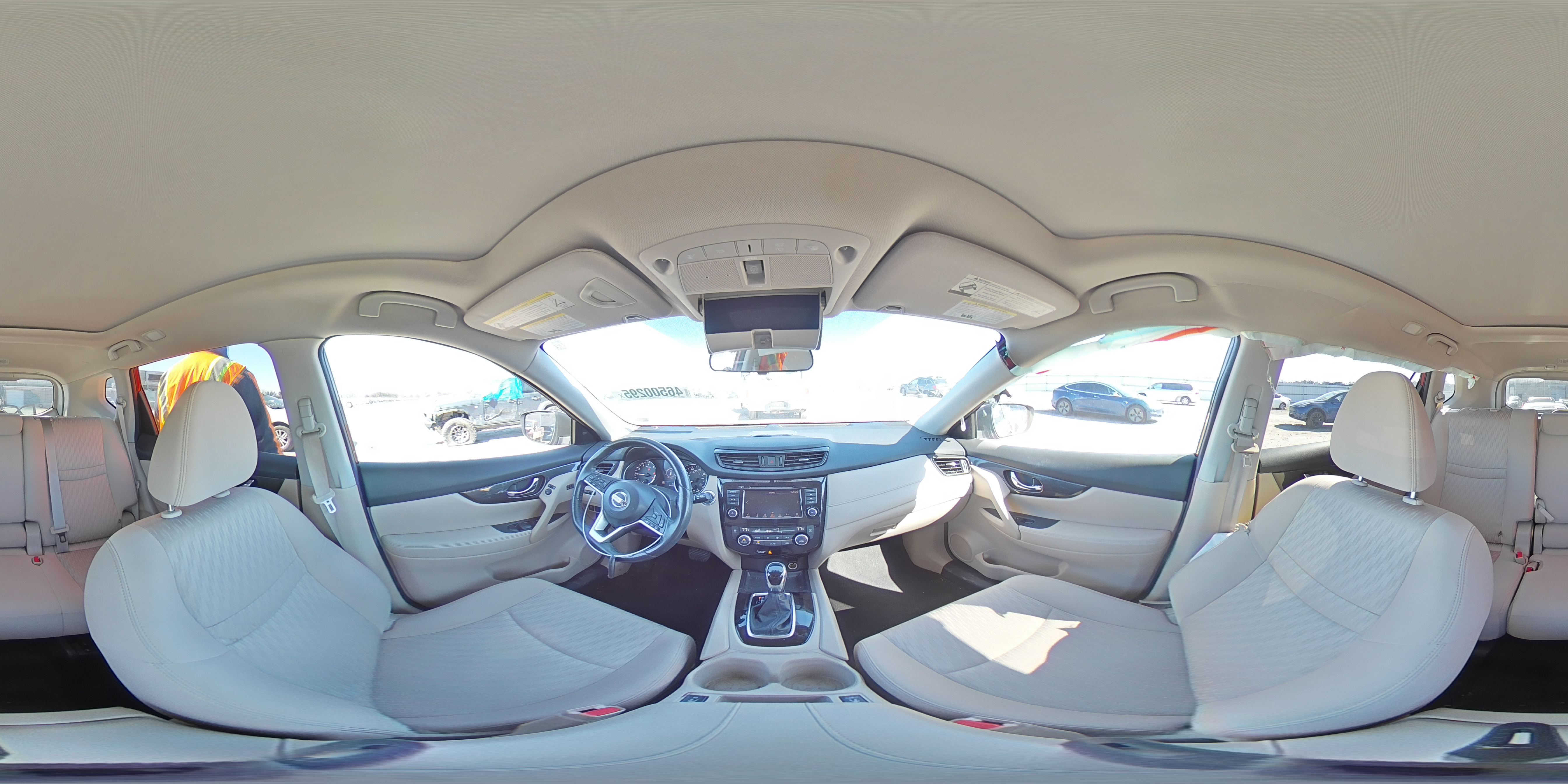 2018 Nissan Rogue - Image 14