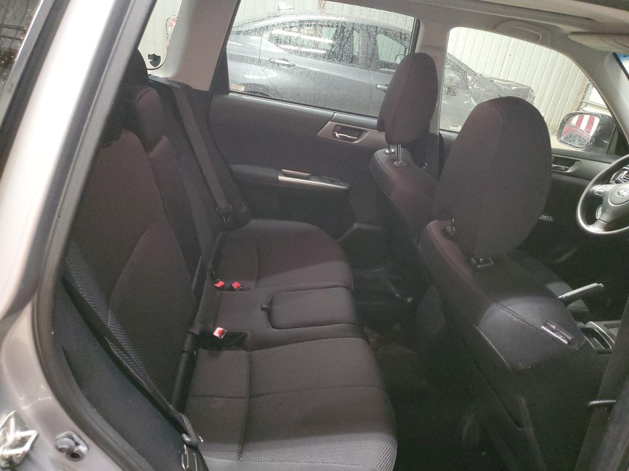 2013 Subaru Forester - Image 11