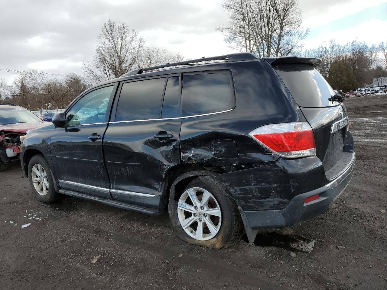 2012 Toyota Highlander - Image 2