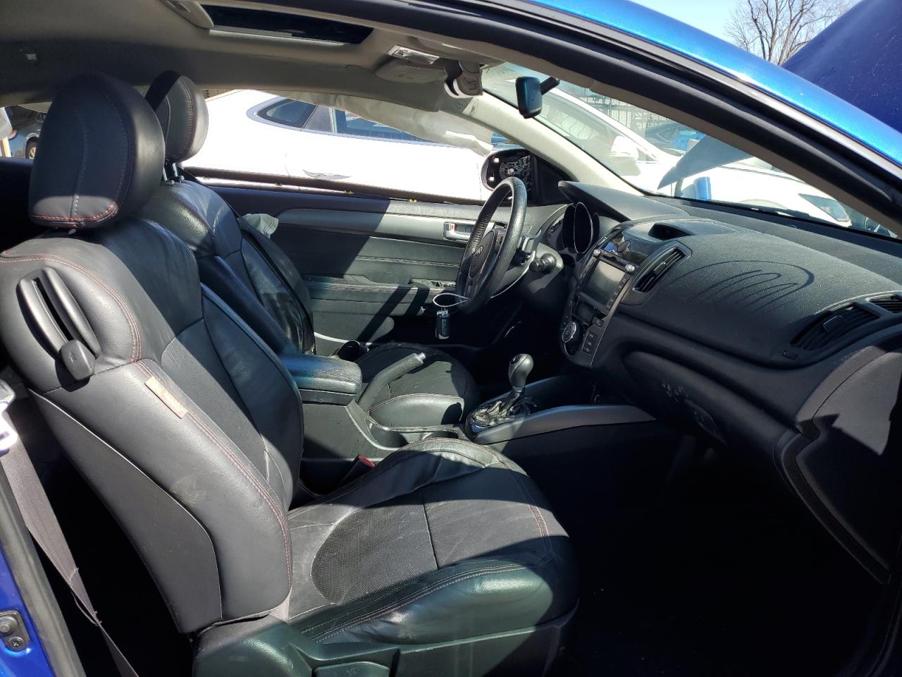 2011 Kia Forte - Image 7