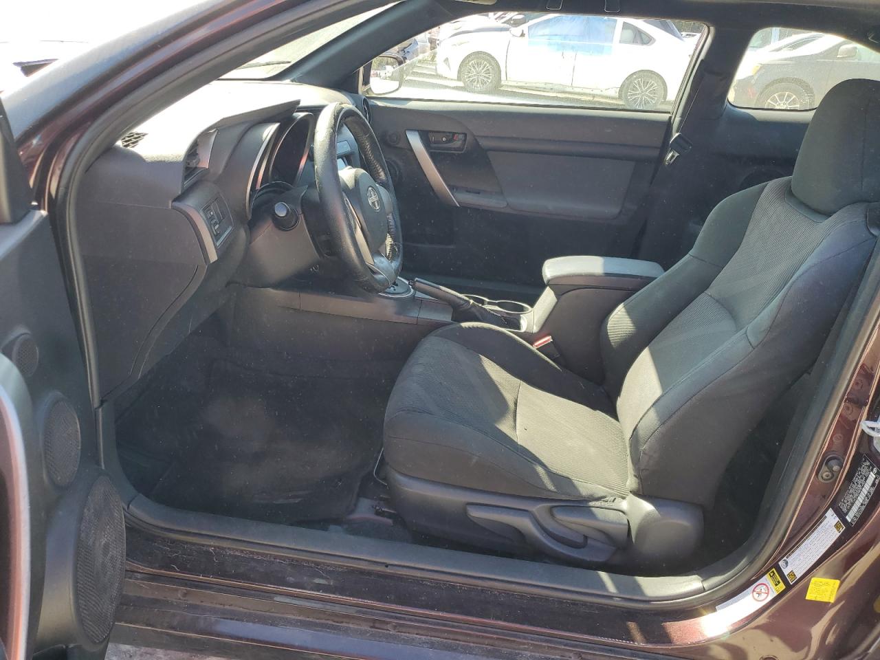 2011 Toyota tC - Image 7