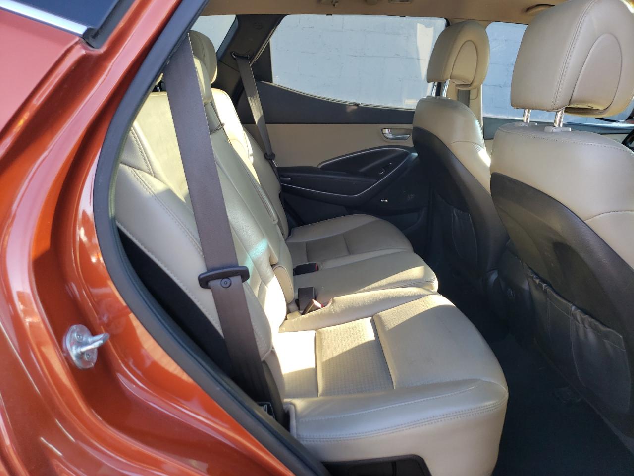 2013 Hyundai Santa Fe - Image 11