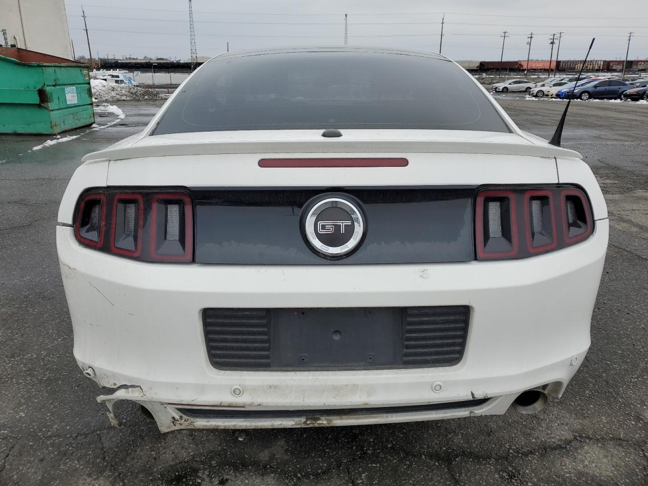 2013 Ford Mustang - Image 6