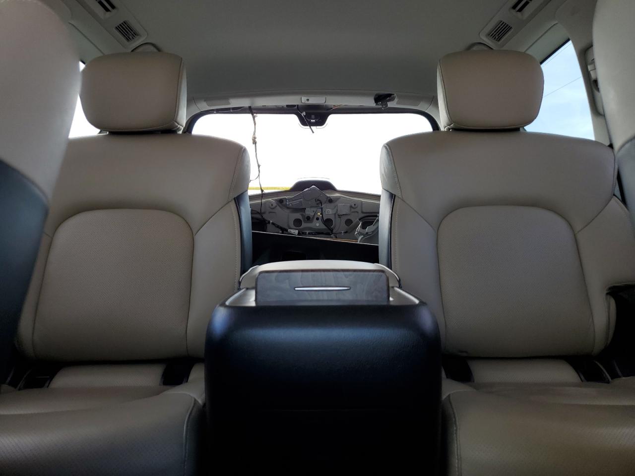 2021 Infiniti QX80 - Image 10