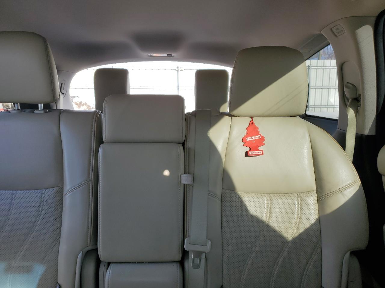2015 Infiniti QX60 - Image 10