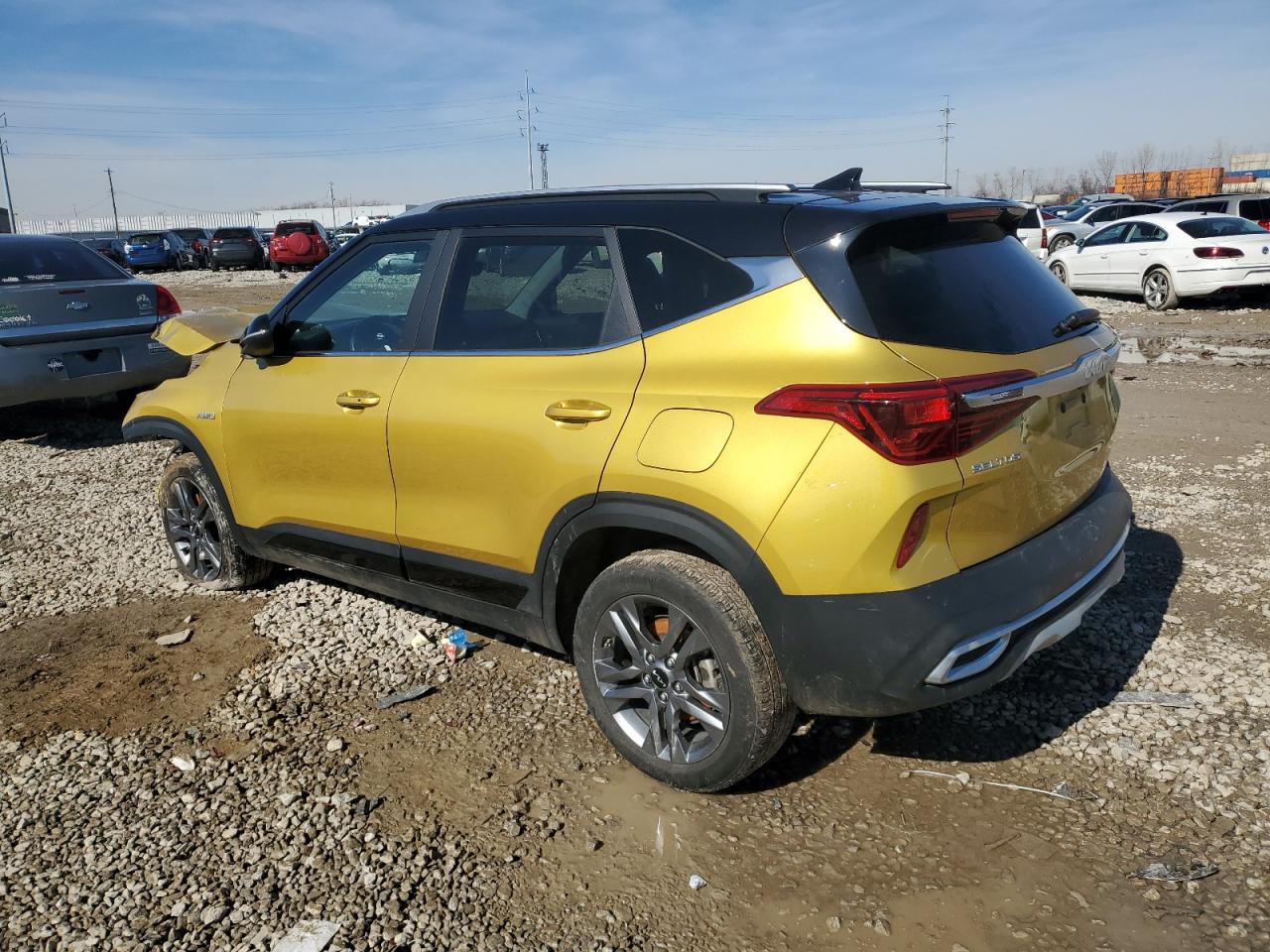 2023 Kia Seltos - Image 2
