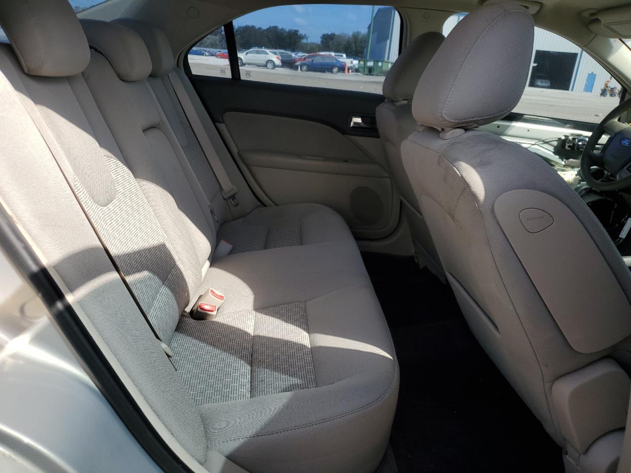 2010 Ford Fusion - Image 10