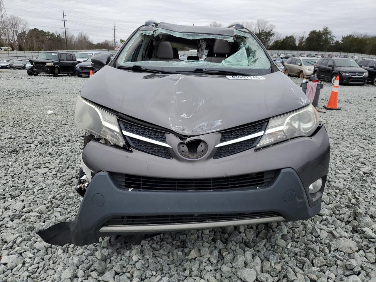 2013 Toyota RAV 4 - Image 5