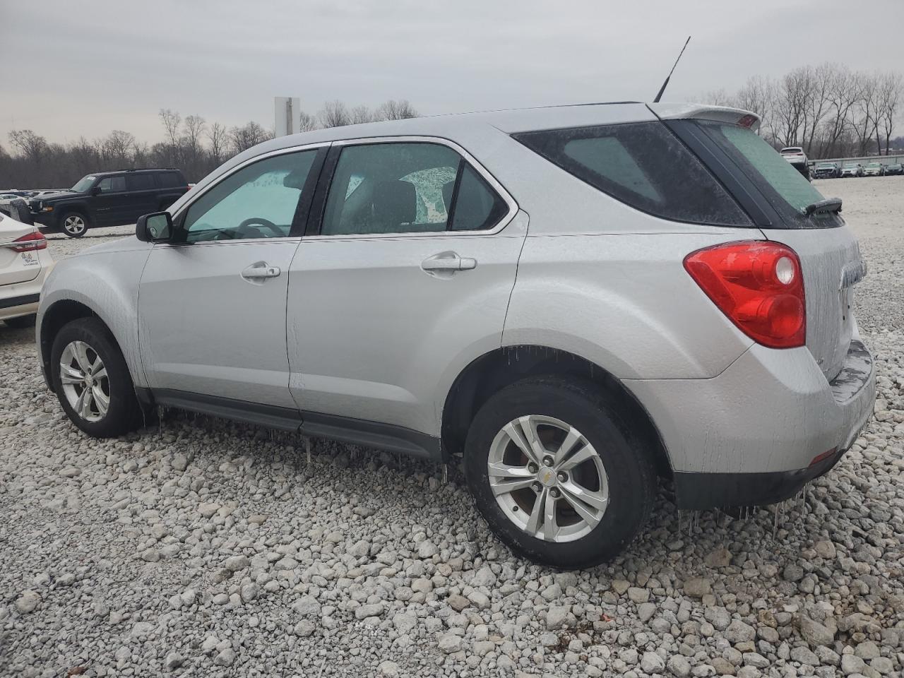 2010 Chevrolet Equinox - Image 2